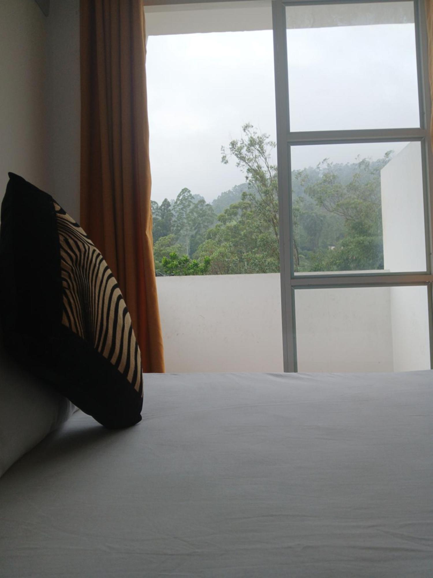The Peak Residence Nallathanniya Exterior foto